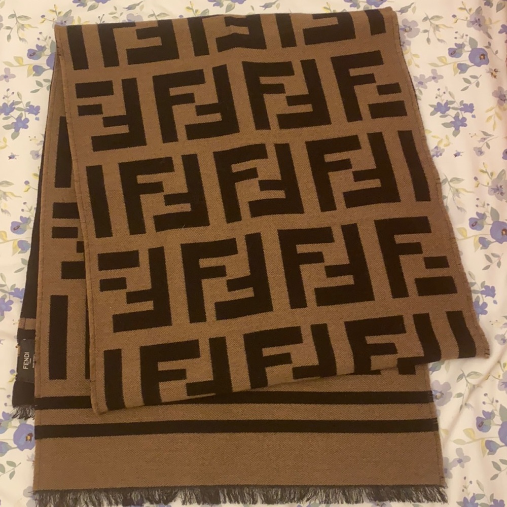 Fendi FF logo scarf